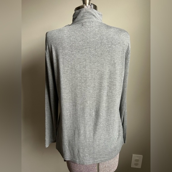 Papa Vancouver soft bamboo Gray Womens mock-neck small shop local grey tee basic - Picture 2 of 7